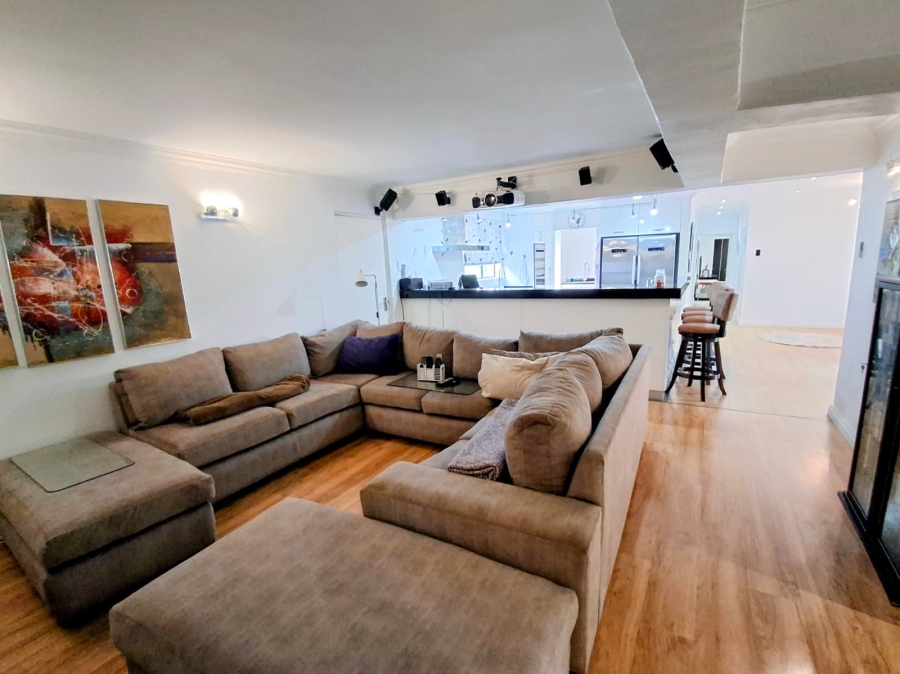 3 Bedroom Property for Sale in Sunrise On Sea Eastern Cape
